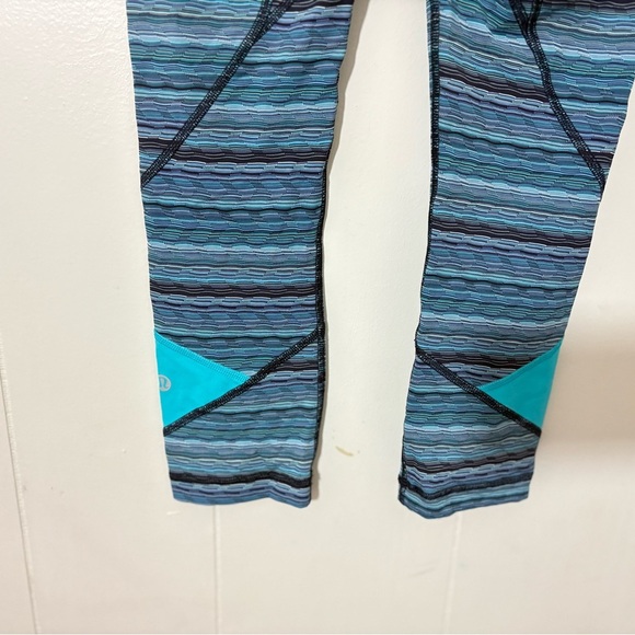 Lululemon Pace Rival Space Dye Twist Cropped Blue Leggins Size 4 - Picture 8 of 10